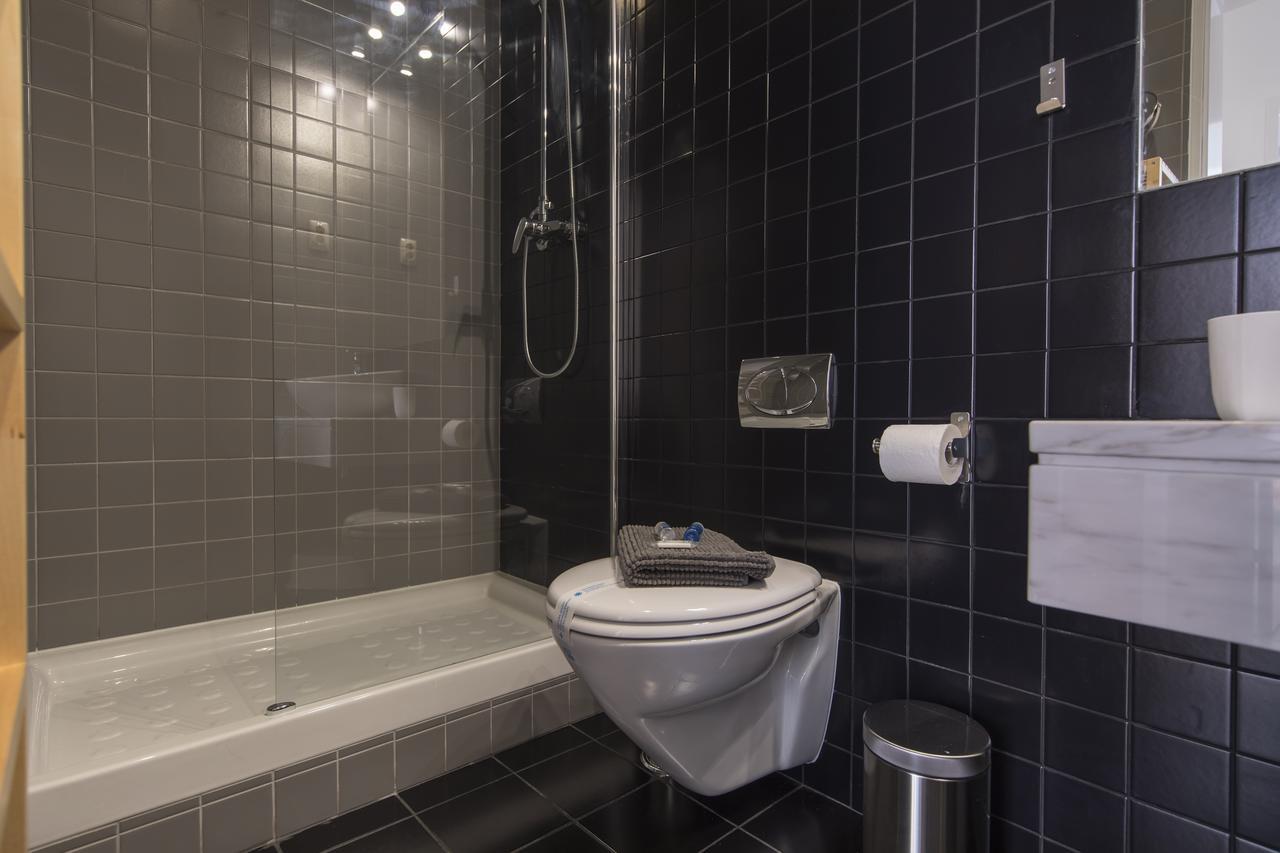 Sunny 3Bdr Apartment In Graca By Lovelystay Лиссабон Экстерьер фото